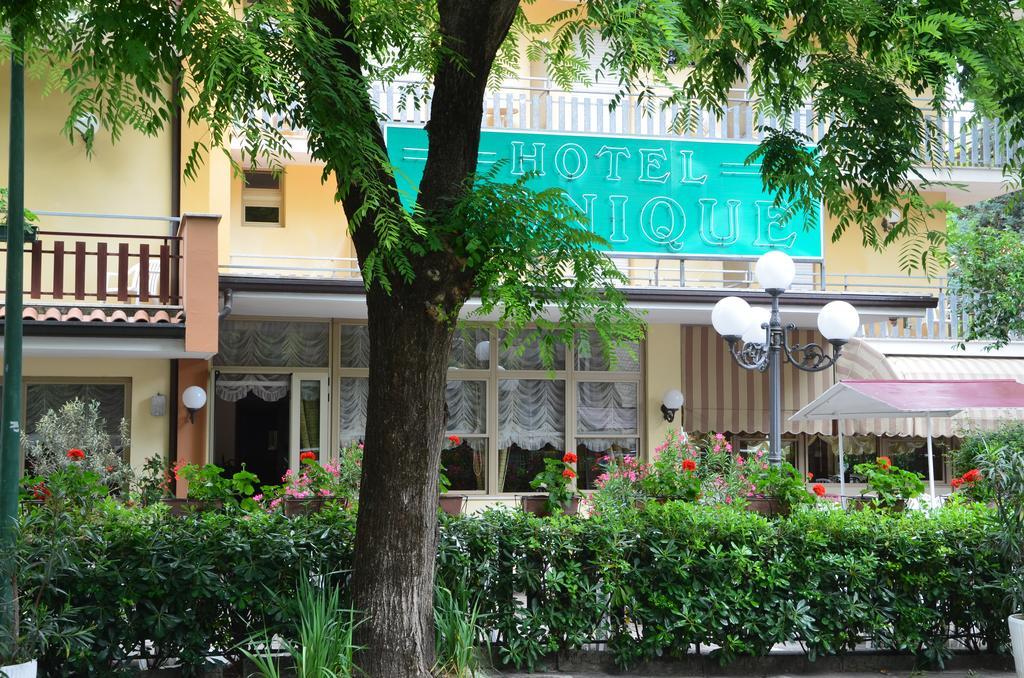 Hotel Monique Cervia Exterior foto